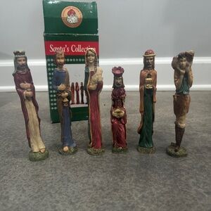Santa's Collection Figurines Set